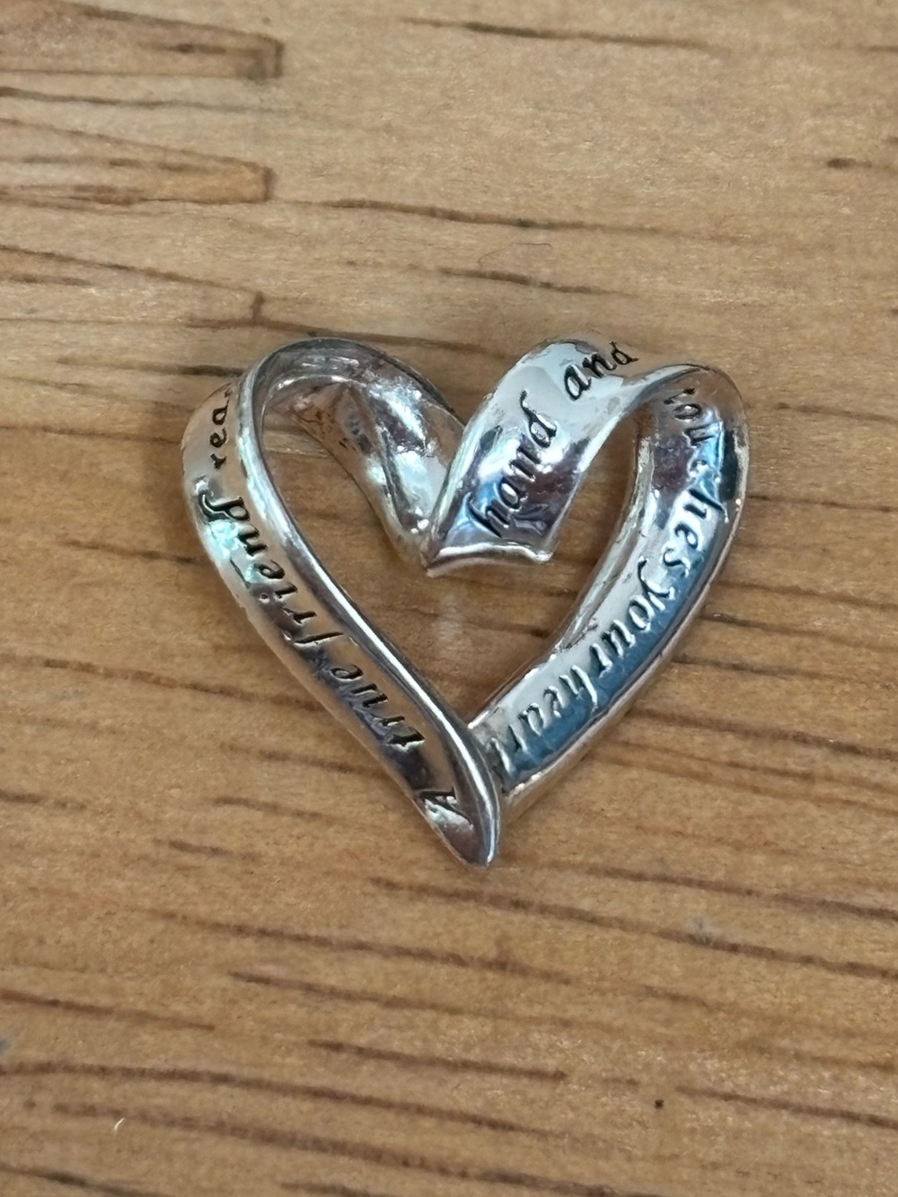 LA Sterling “A true friend reaches for your hand and touches your heart” pendant